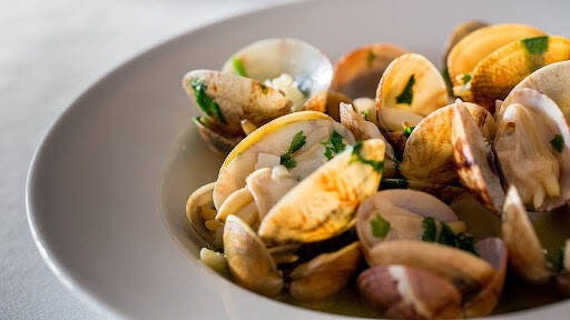  frescas, azeite, alho, coentros e limão